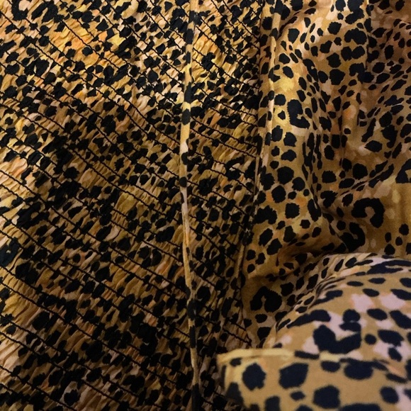 SAYLOR‎ Mia Dress
Sold OUT​ - Picture 4 of 5